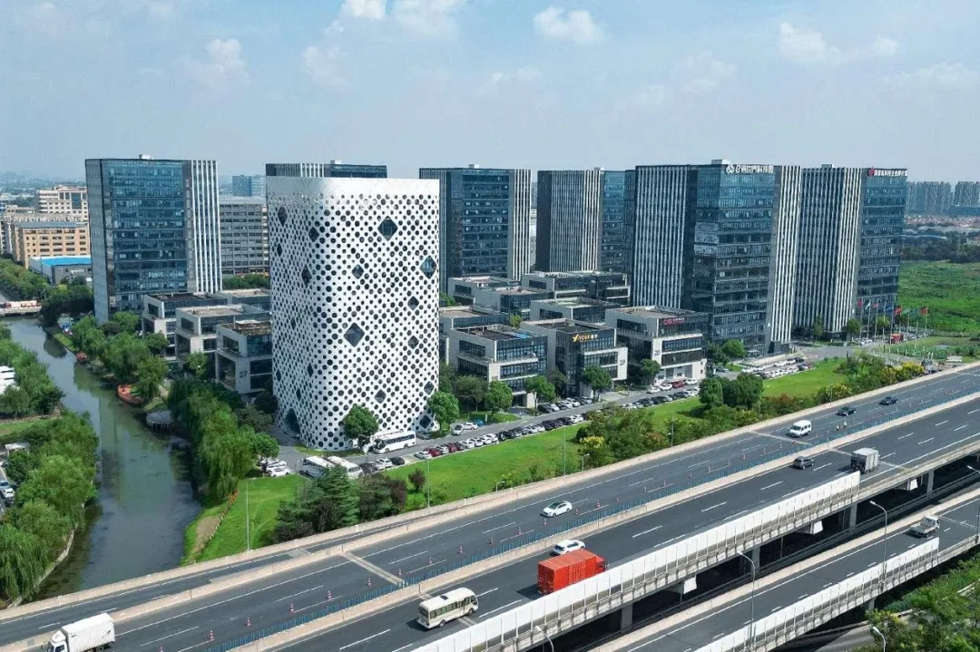 1765264001427034.png add图片1.png